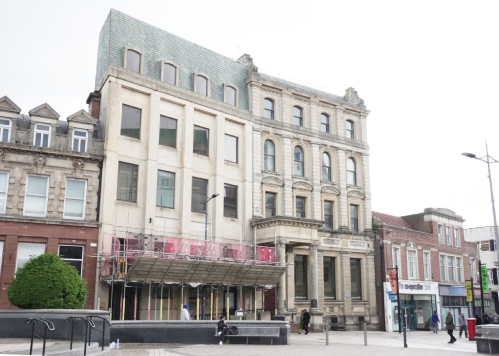 Thumbs-up for 'important' apartments at former city bank - Place Midlands