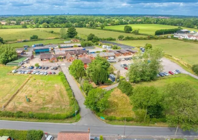 Earlswood Lakes Craft Centre